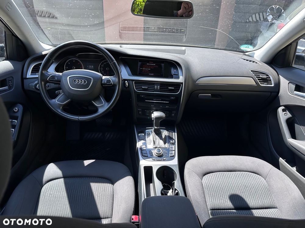 Audi A4 Avant 2.0 TDI DPF clean diesel multitronic Attraction - 21