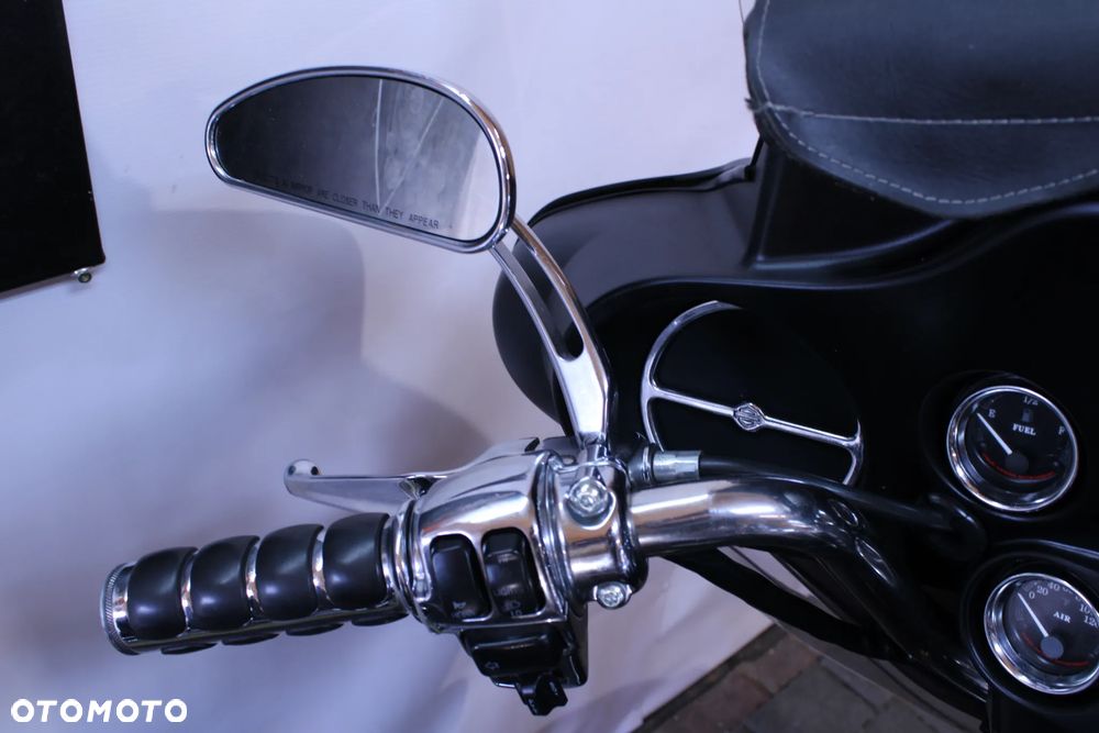 Harley-Davidson FLHTCU Ultra - 20