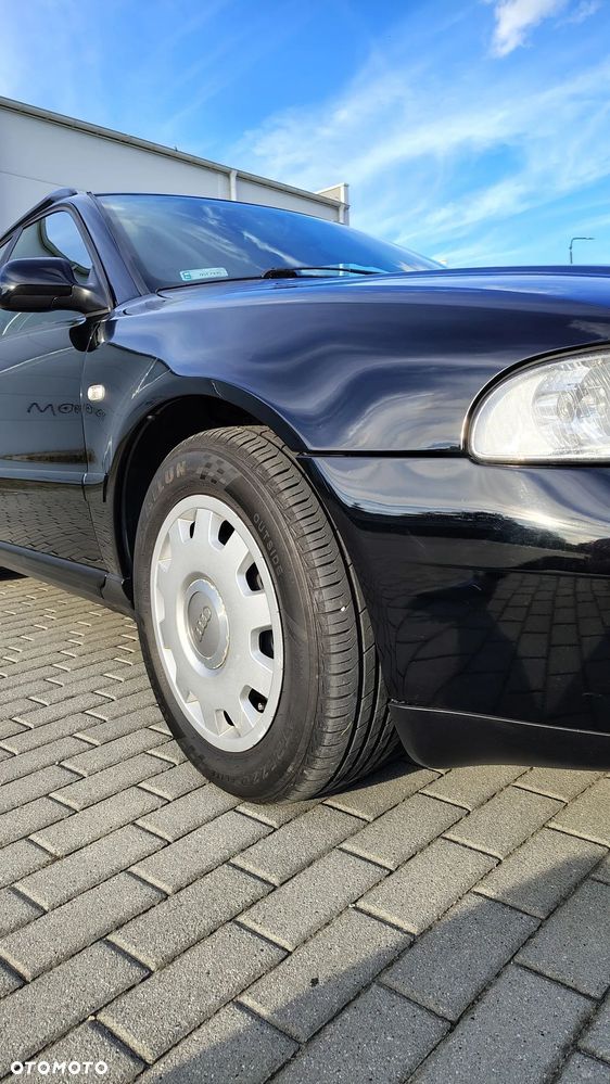 Audi A4 Avant 1.8 - 13