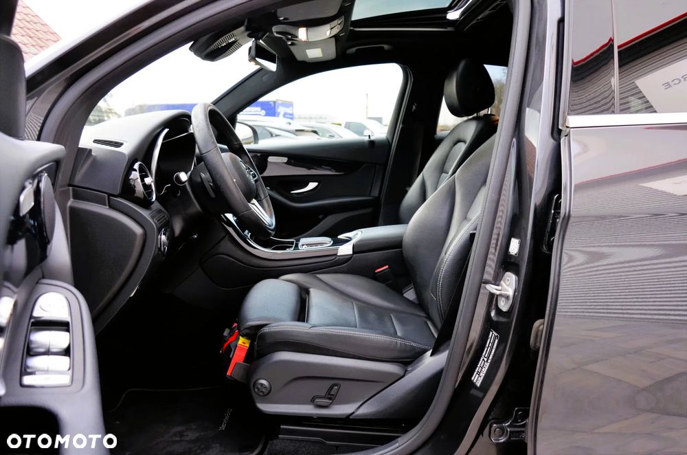 Mercedes-Benz GLC - 13