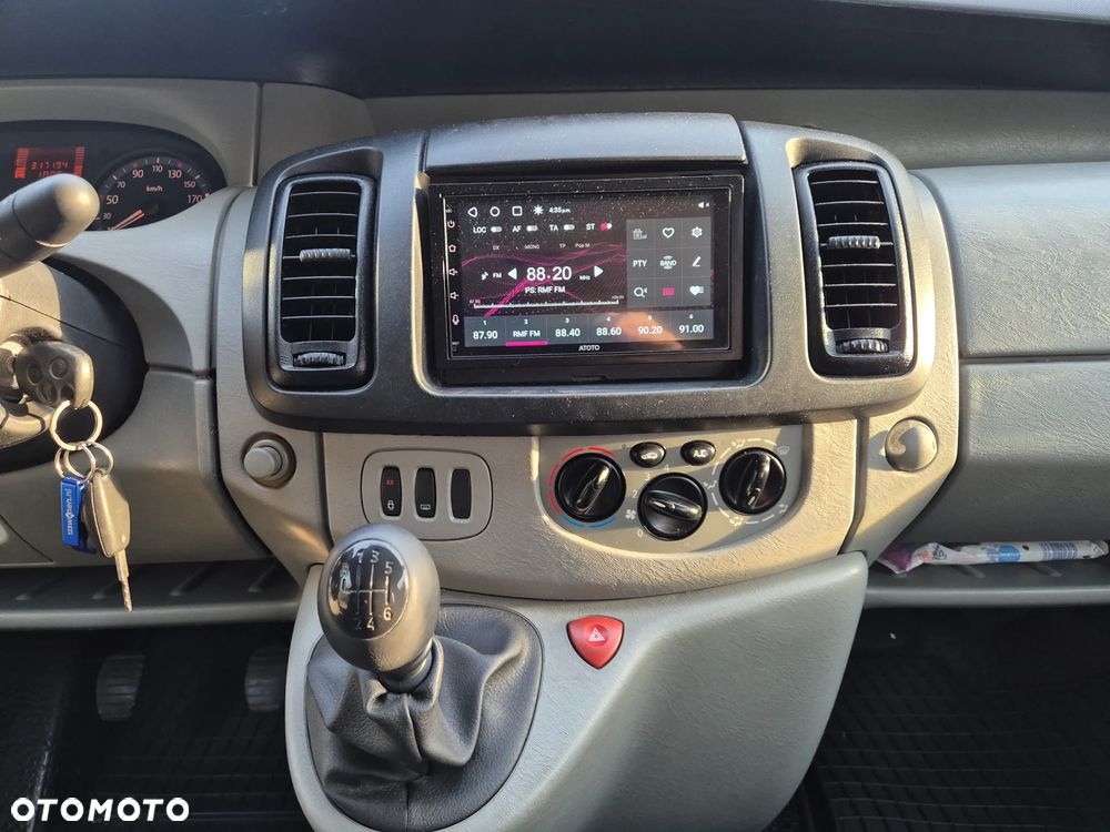 Renault Trafic - 28