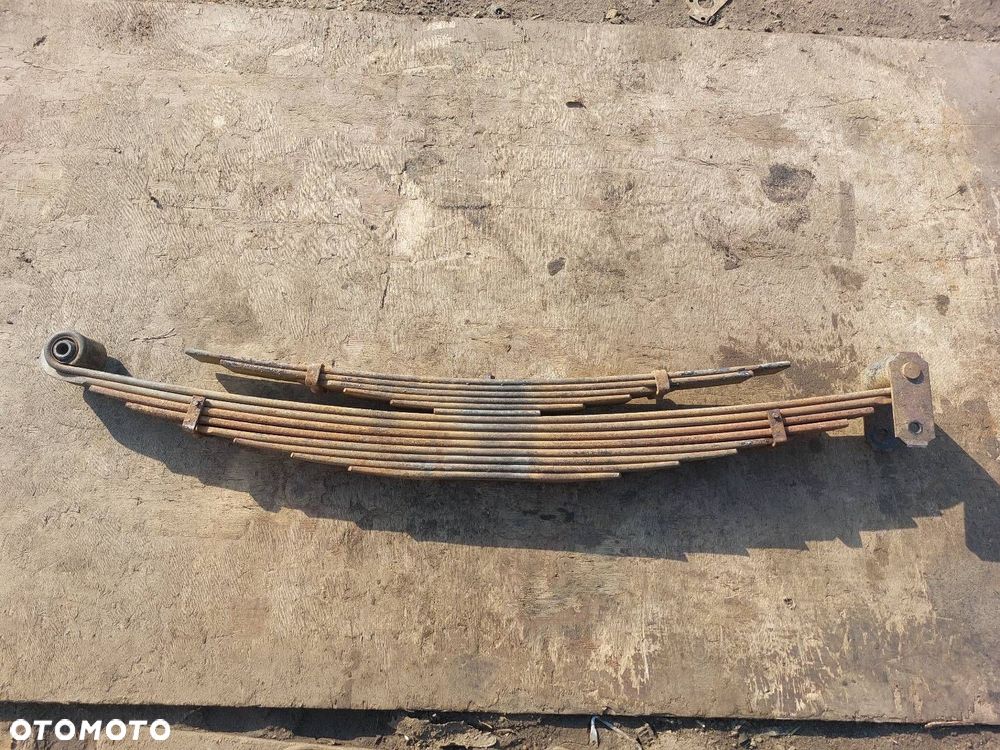 RESOR PIÓROWY PRAWY TYŁ ISUZU NQR70LL  ISUZU NPR NQR NKR 14PIÓR - 1
