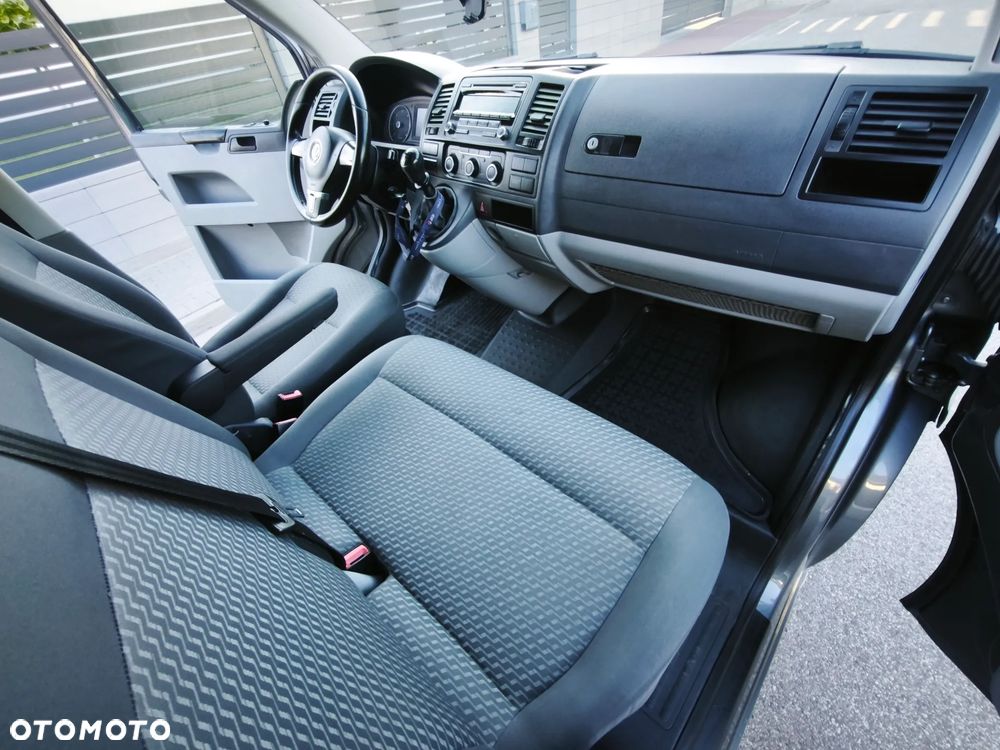 Volkswagen Transporter - 13