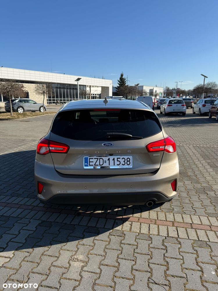 Ford Focus 1.0 EcoBoost Titanium Business - 16