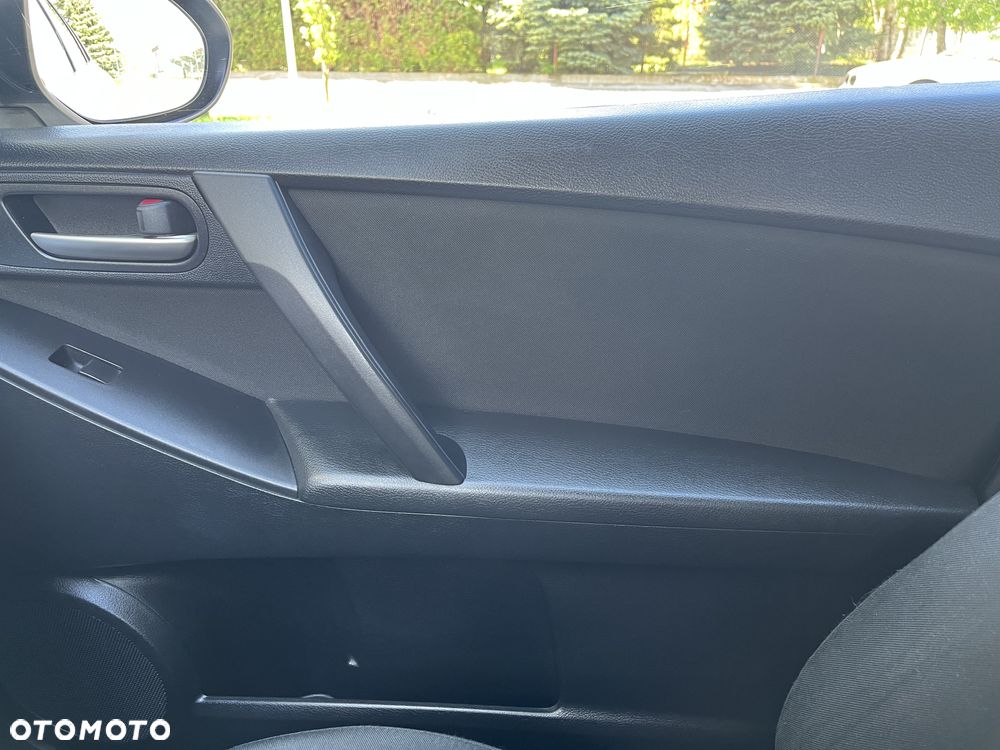 Mazda 3 - 13