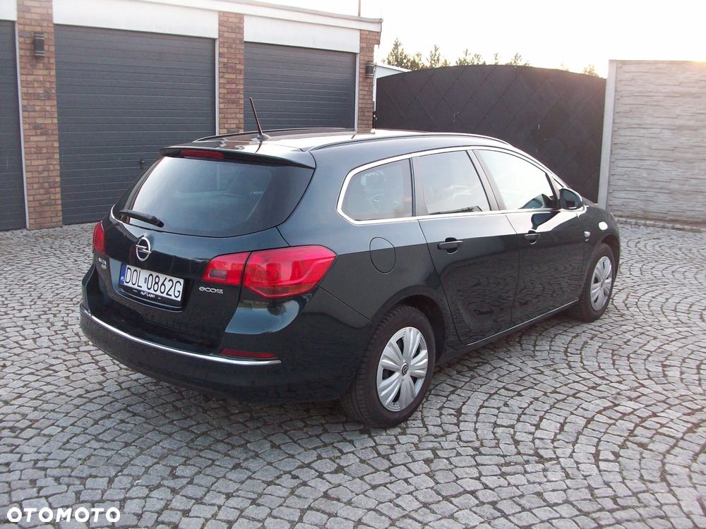 Opel Astra 1.6 CDTI DPF ecoFLEX TourerStart/Stop Exklusiv - 7