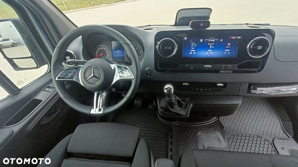 Mercedes-Benz Sprinter Furgon 317 cdi L3H2 - 12