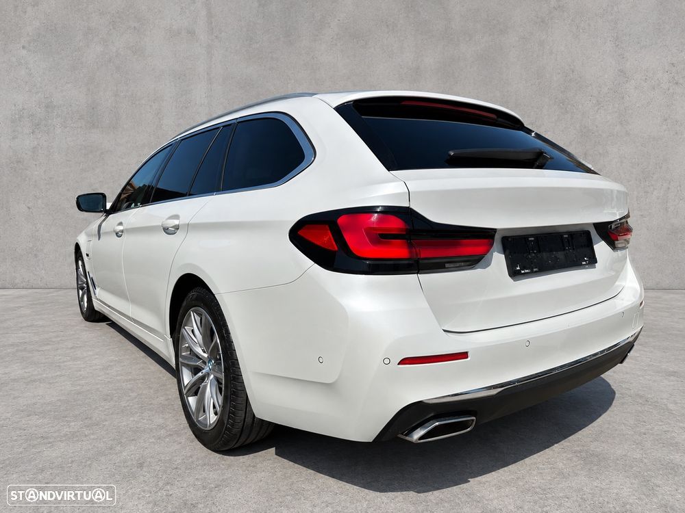 BMW 530 e xDrive Aut. Luxury Line - 4