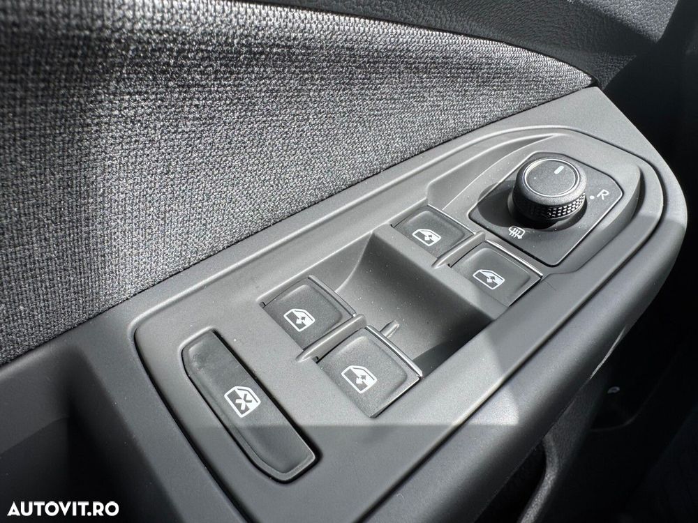 Volkswagen Golf 2.0 TDI SCR DSG Life - 17