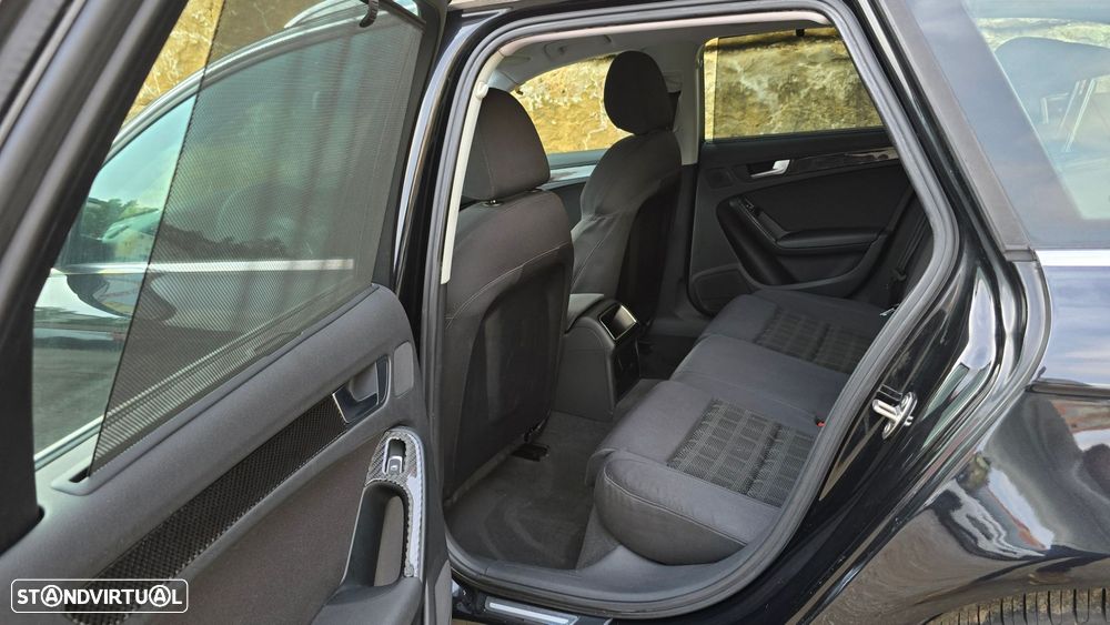 Audi A4 Avant 2.0 TDI exclusive - 41