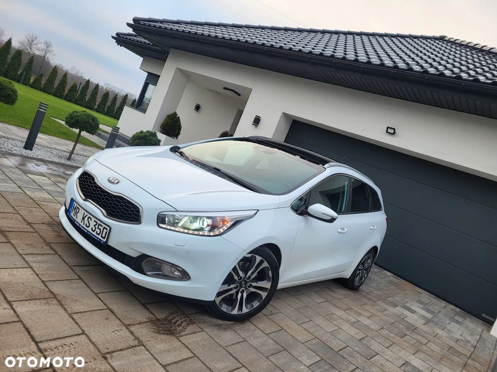 Kia Ceed 1.6 CRDi 128 Platinum Edition - 4