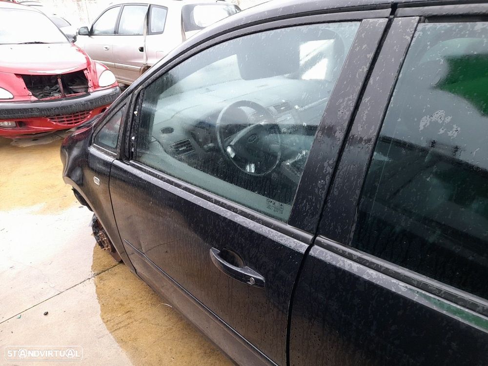 Porta frente esquerda FORD Focus C-Max (DM2) - 2