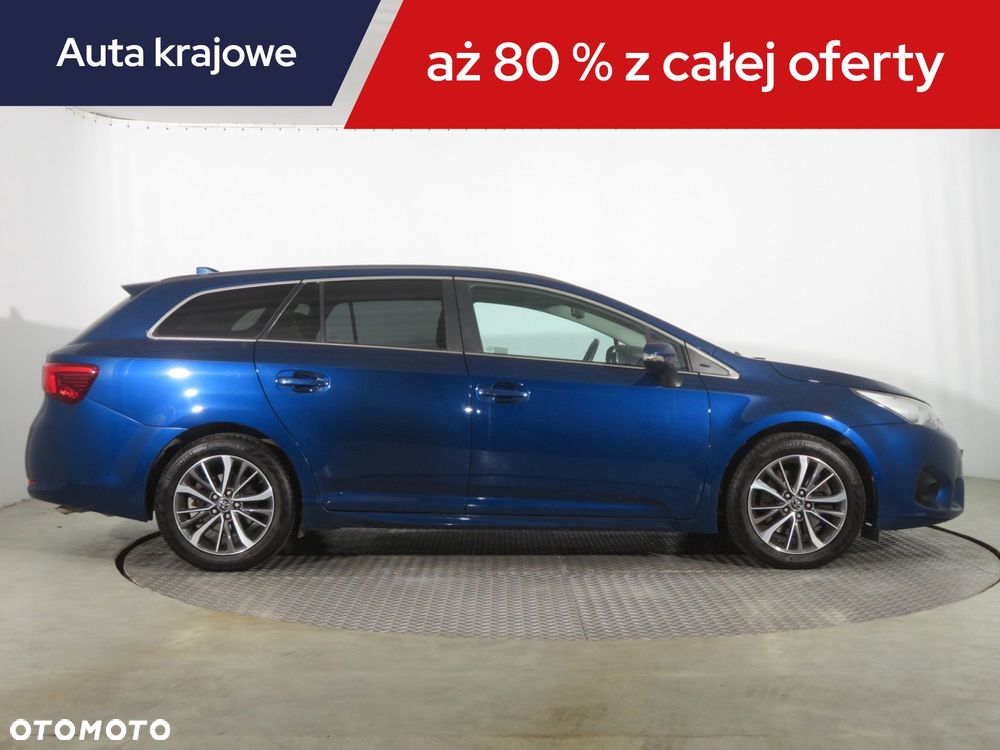 Toyota Avensis - 8