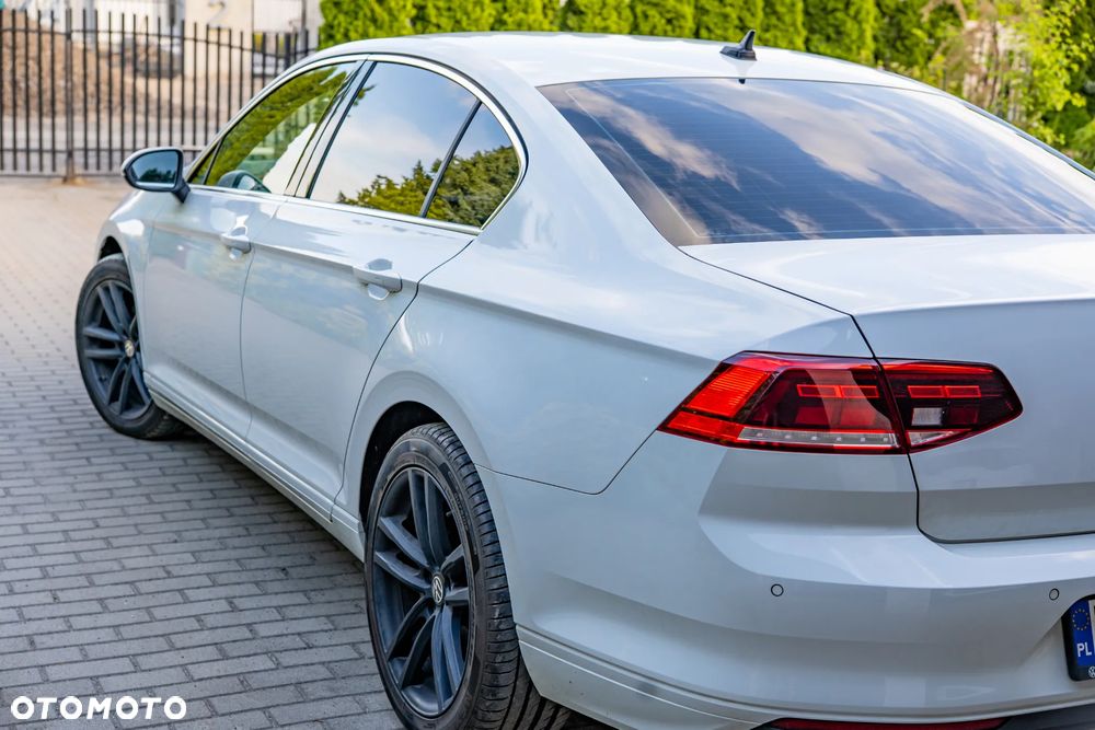 Volkswagen Passat 2.0 TSI Business DSG - 5