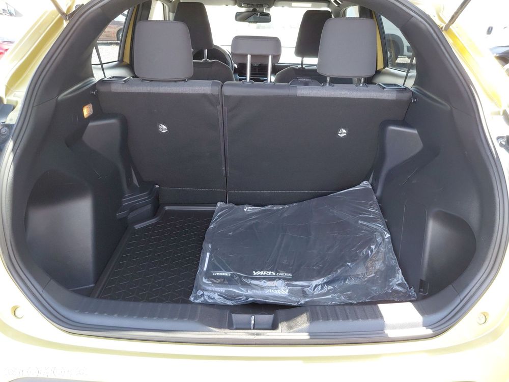 Toyota Yaris Cross Hybrid 1.5 Comfort - 13