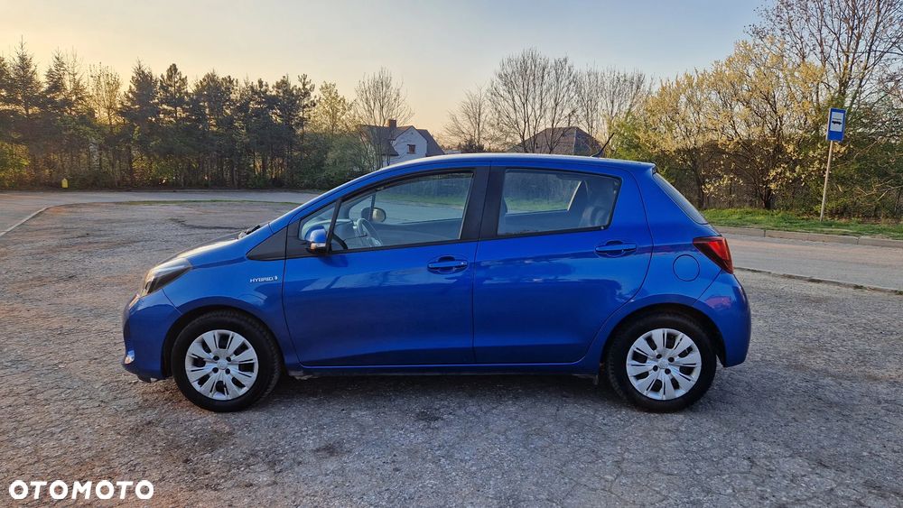 Toyota Yaris 1.5 VVT-i Lounge - 6