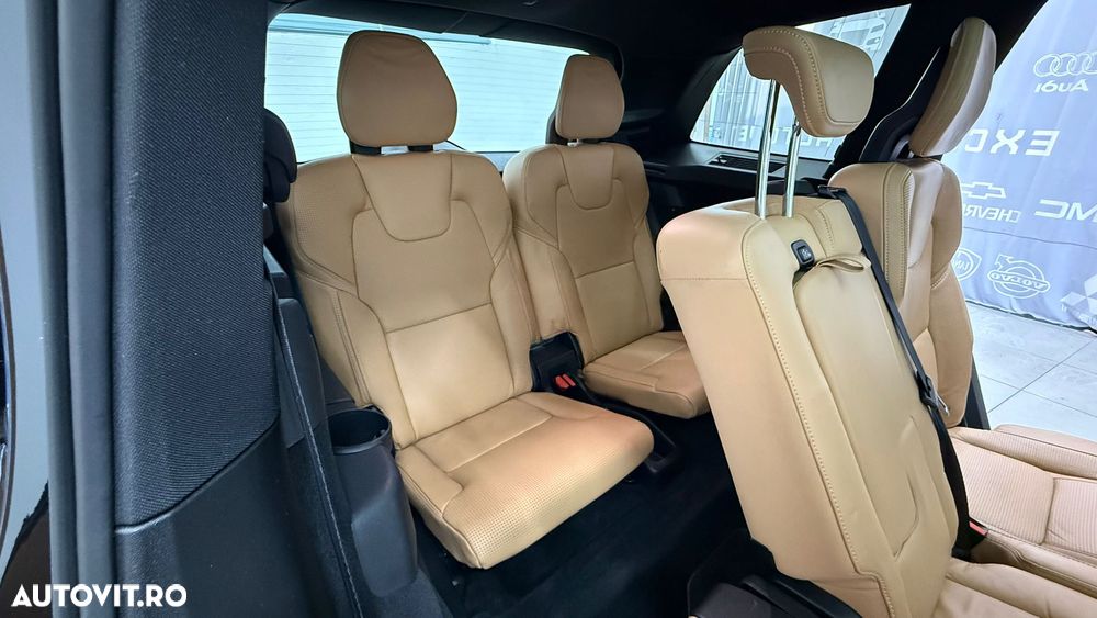 Volvo XC 90 D5 AWD Inscription - 9
