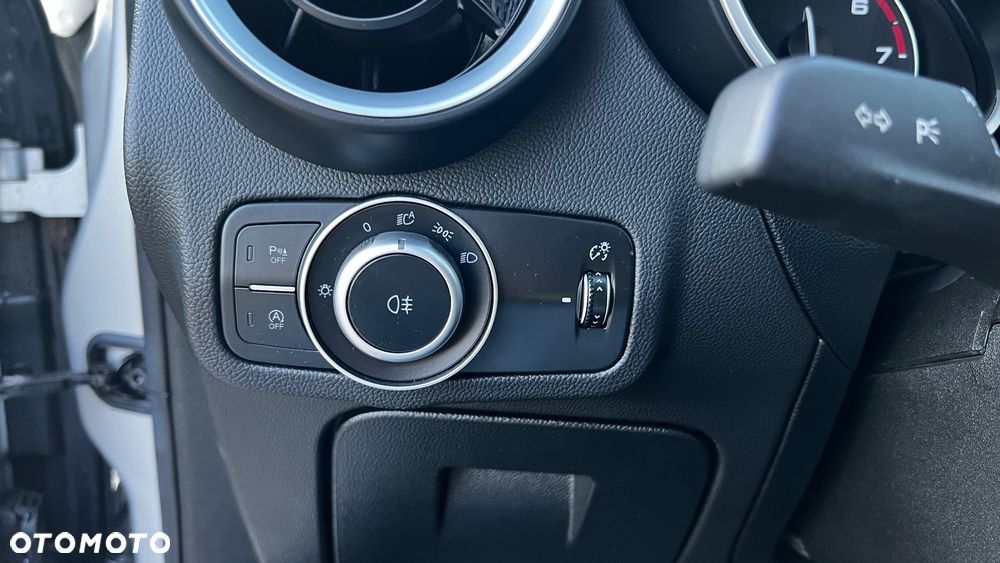 Alfa Romeo Stelvio - 29