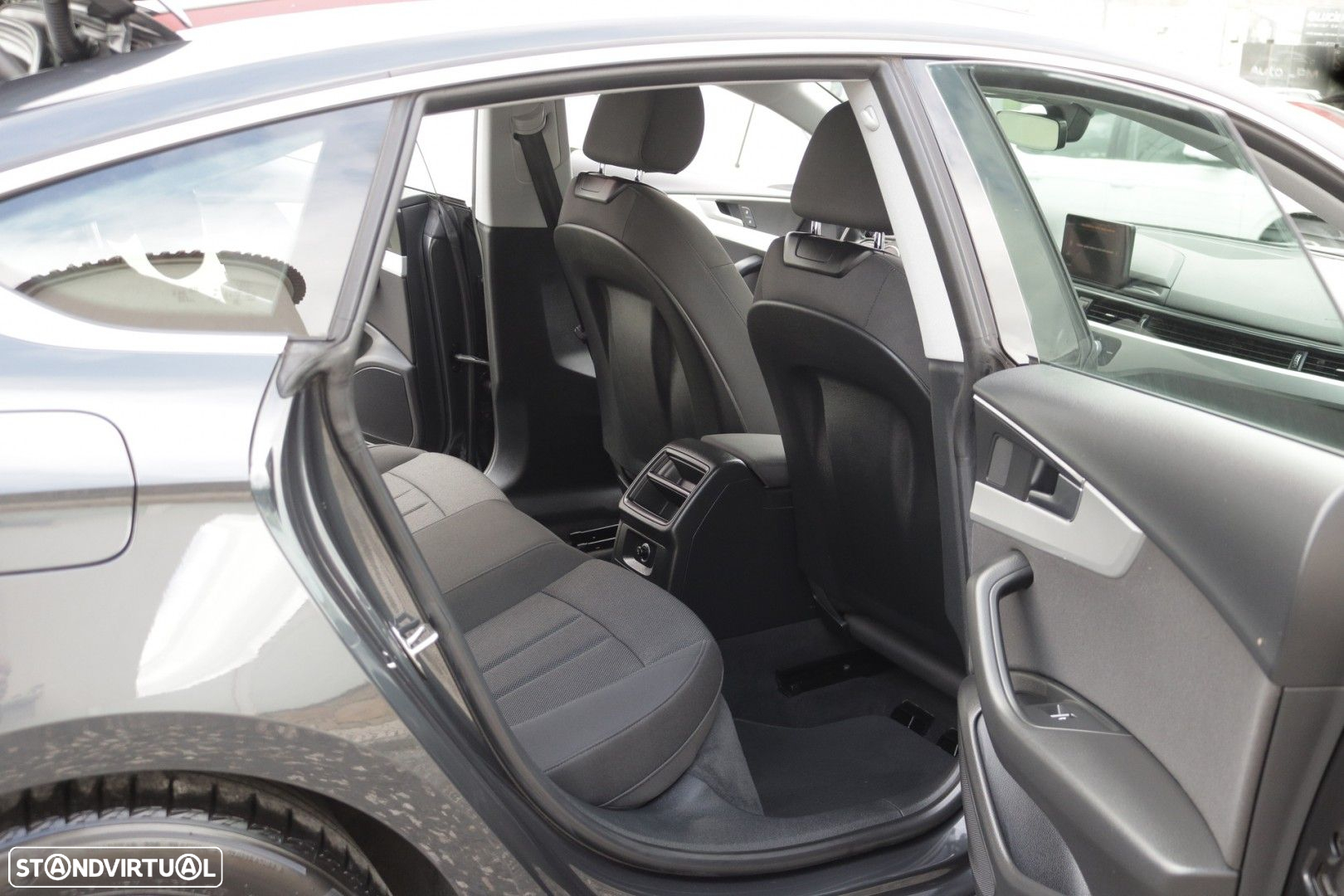 Audi A5 Sportback 2.0 TDI Advance - 24