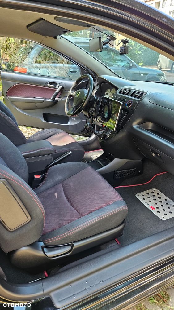 Honda Civic 1.4i S - 19