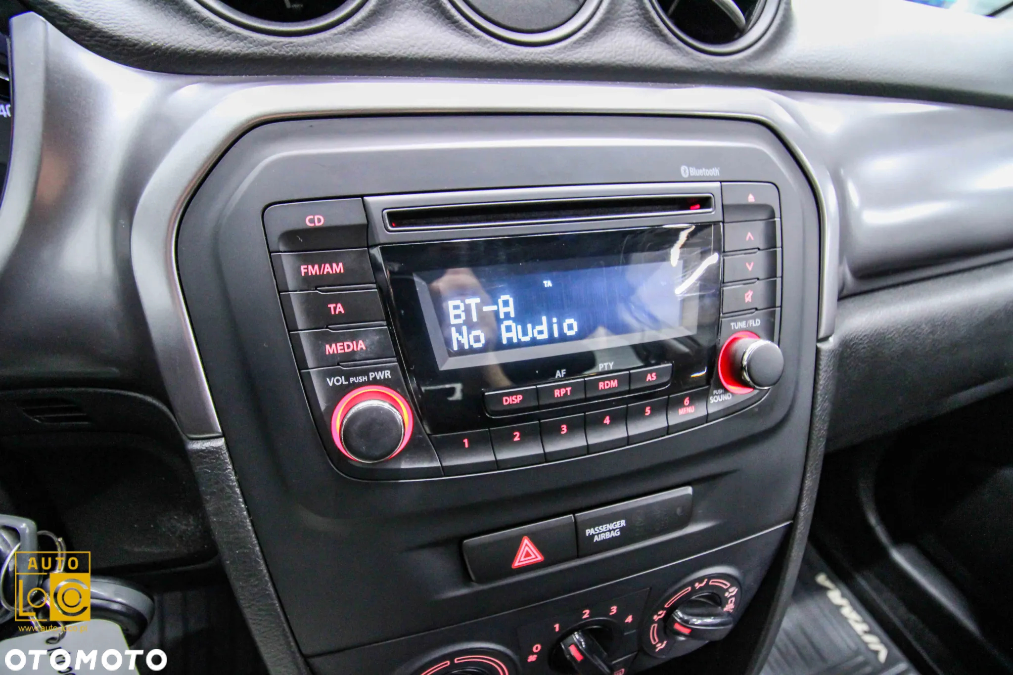 Suzuki Vitara 1.0 Boosterjet Comfort 2WD - 19