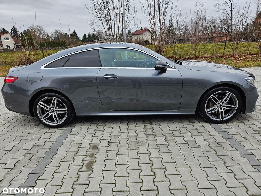 Mercedes-Benz Klasa E 220 d 4Matic 9G-TRONIC AMG Line - 8