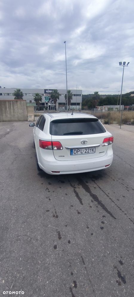 Toyota Avensis 2.0 Business Edition - 7