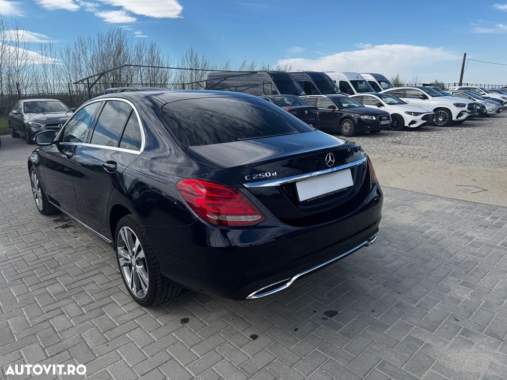 Mercedes-Benz C 250 d 4Matic 9G-TRONIC Avantgarde - 17