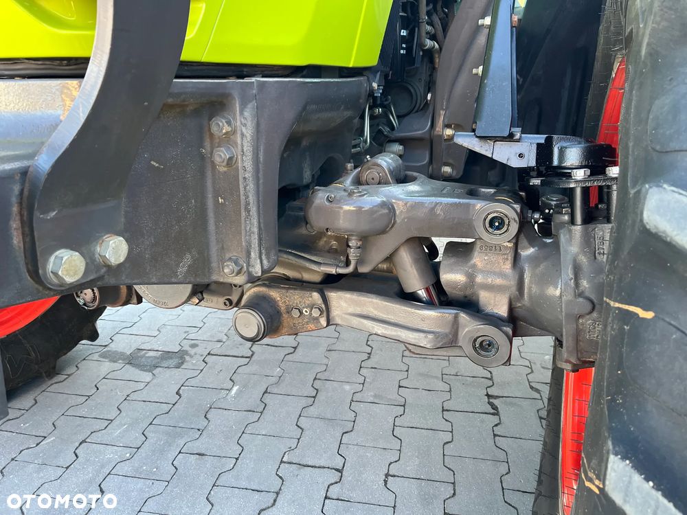 Claas Arion 430 - 8