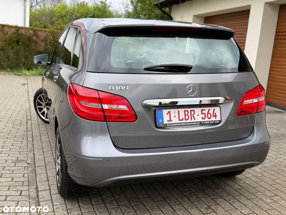 Mercedes-Benz Klasa B 180 7G-DCT Edition - 9