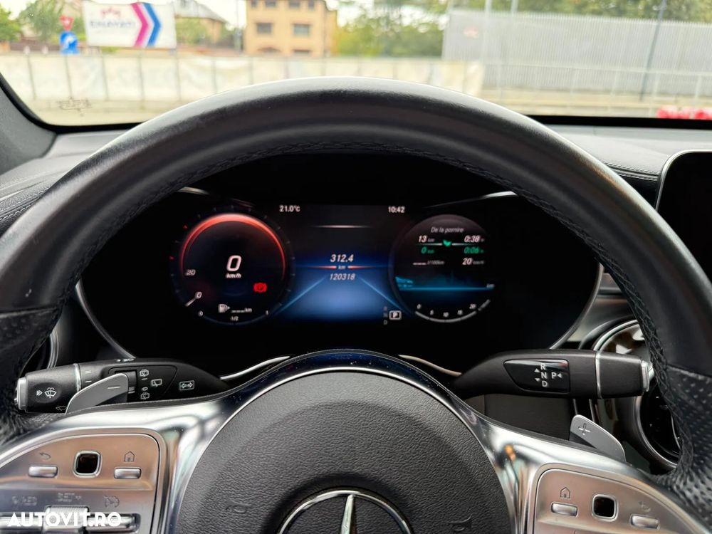 Mercedes-Benz GLC - 10