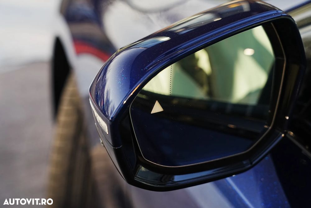 BMW Seria 5 520d xDrive AT MHEV - 36