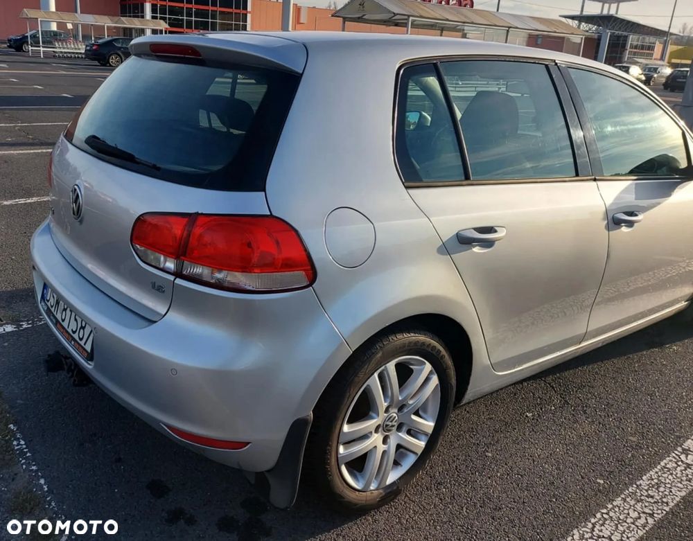 Volkswagen Golf 1.6 Comfortline - 4