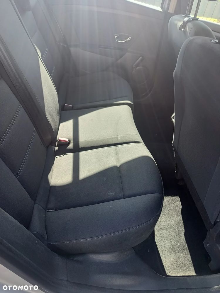 Renault Megane 1.5 dCi Authentique - 16