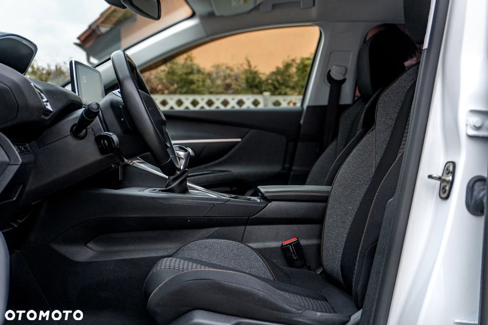 Peugeot 5008 1.5 BlueHDi Active S&S - 17