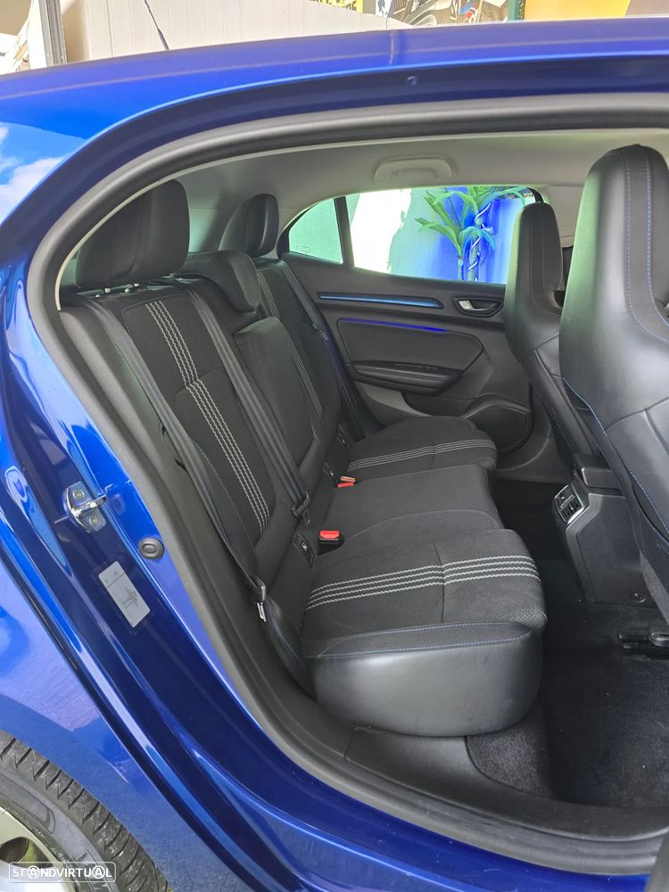 Renault Mégane 1.5 Blue dCi GT Line - 8