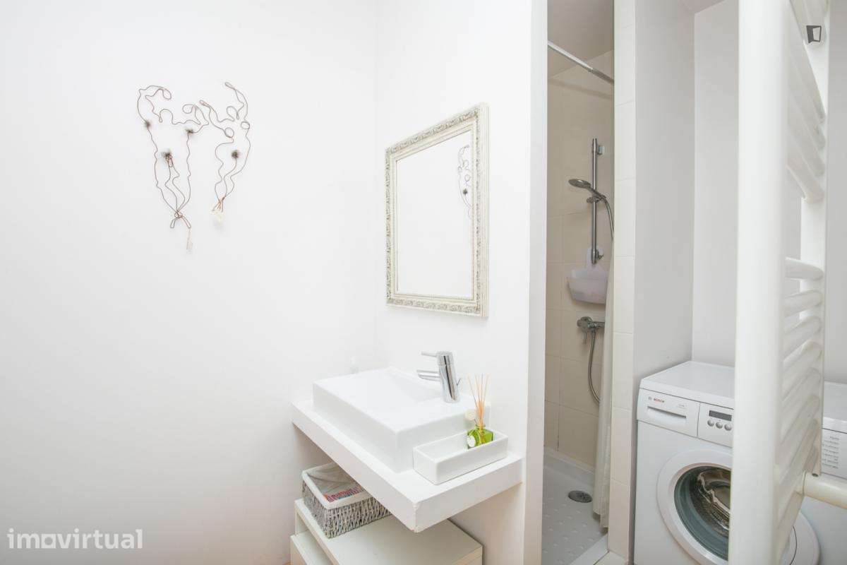 Apartamento com 1 quartos - localizado em Arroios Lisbon - Grande imagem: 3/18