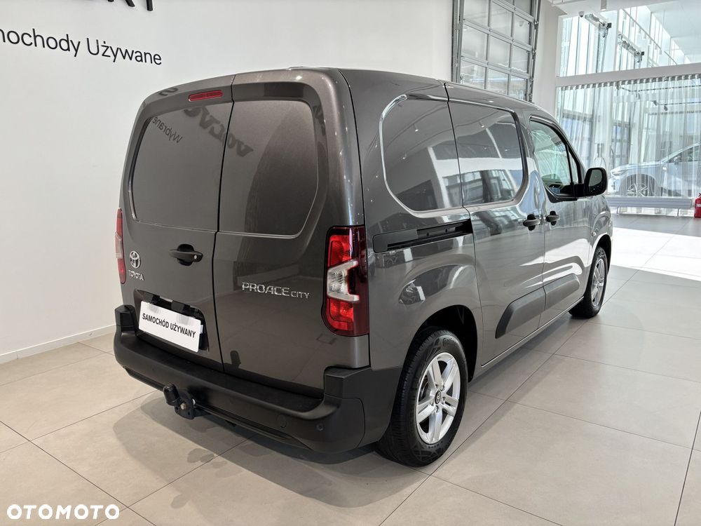 Toyota proace - 5