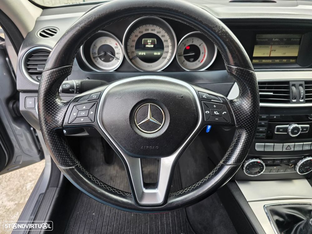 Mercedes-Benz C 220 - 16