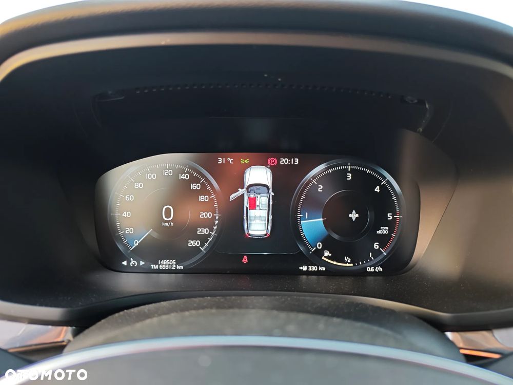 Volvo V60 D3 Momentum Pro - 11