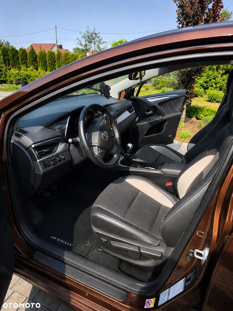 Toyota Avensis 1.8 Prestige - 9