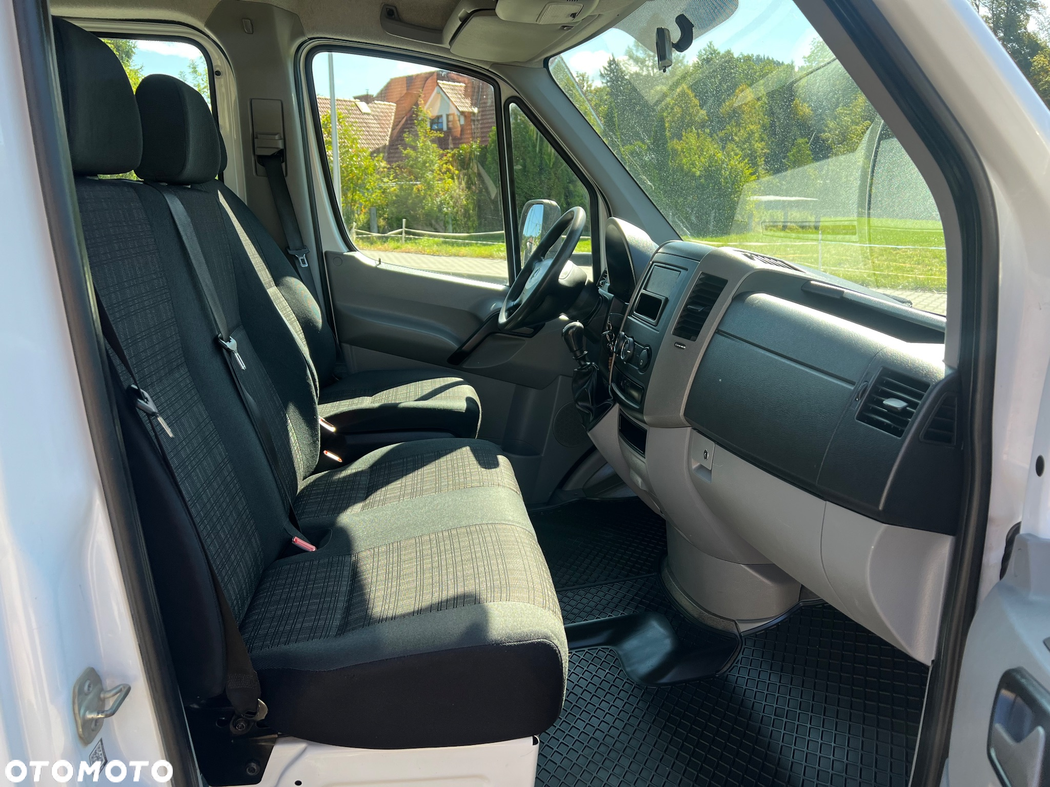 Mercedes-Benz Sprinter - 21
