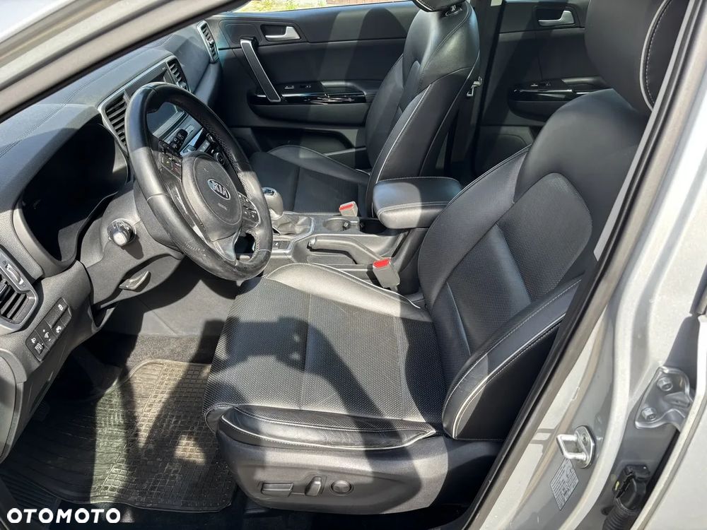 Kia Sportage 1.7 CRDI 2WD ISG Dream-Team Edition - 19