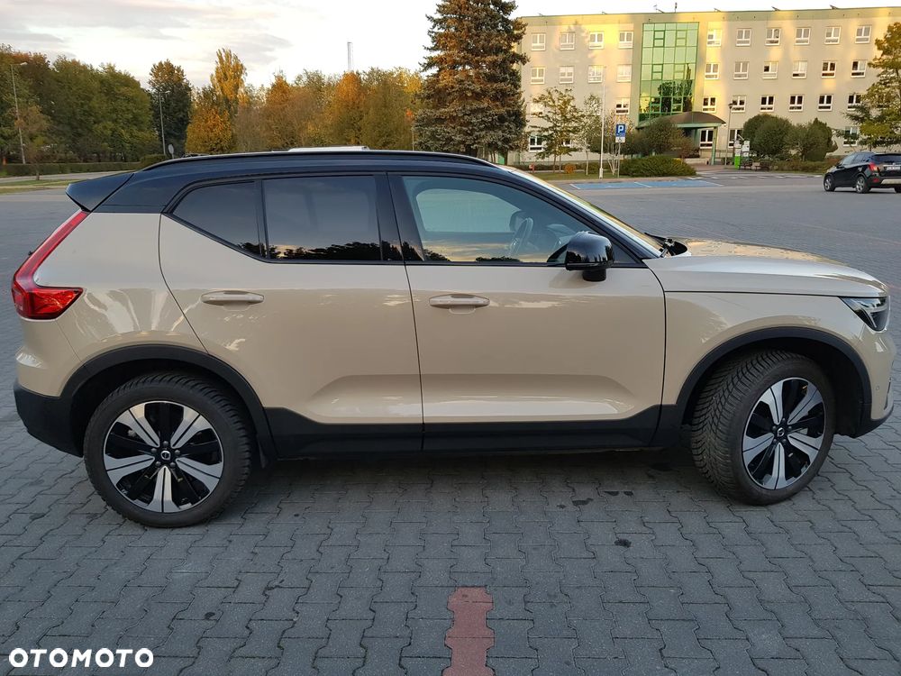 Volvo XC 40 Recharge 82 kWh Single M Extended Range RWD Plus - 10