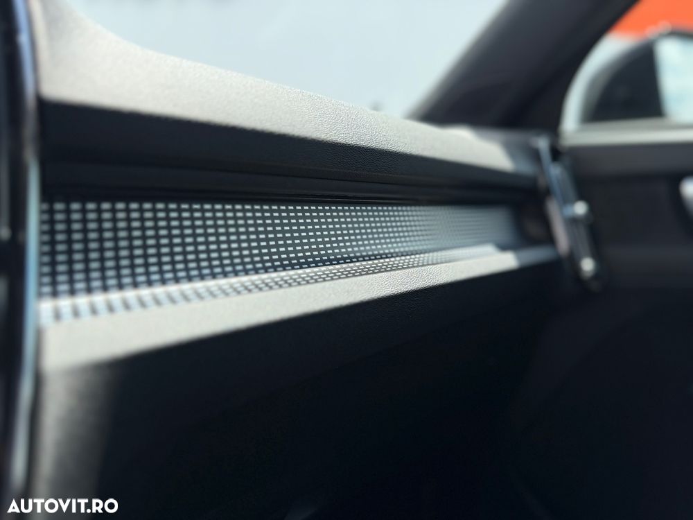 Volvo XC 40 T4 Geartronic R-Design - 27