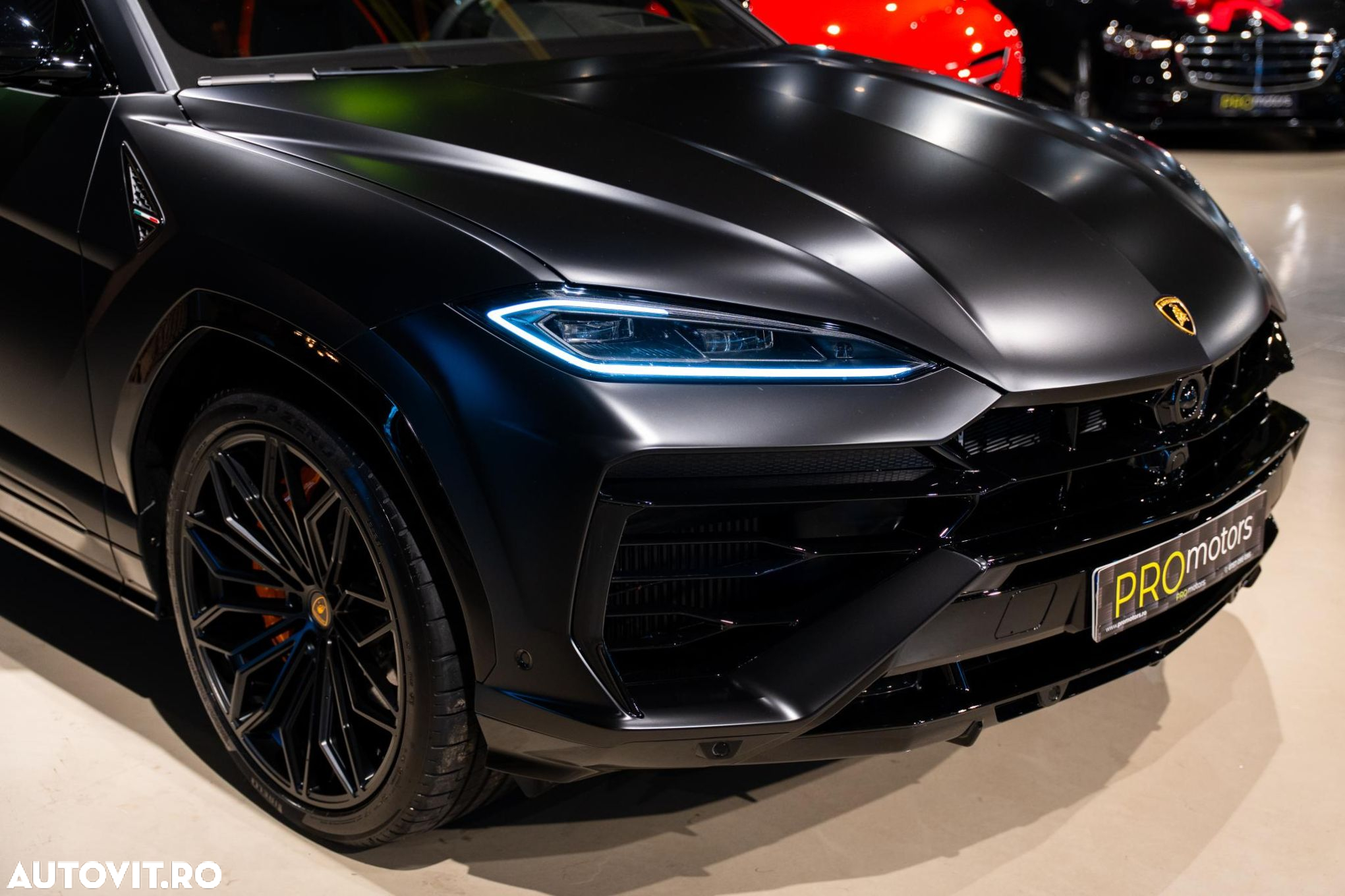 Lamborghini URUS - 7