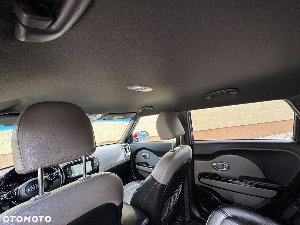 Kia Soul 1.6 CRDi XL EU5 - 10