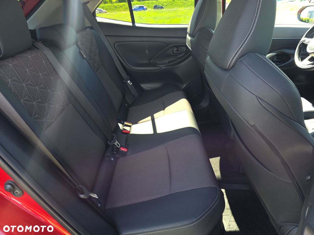 Toyota Yaris Cross Hybrid 1.5 Executive - 16