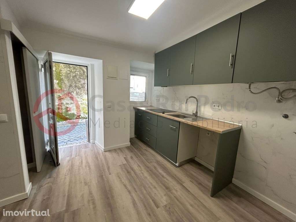 Moradia T1 Sublime em Alcântara, Charme, Centralidade e Potencial d... - Grande imagem: 2/22