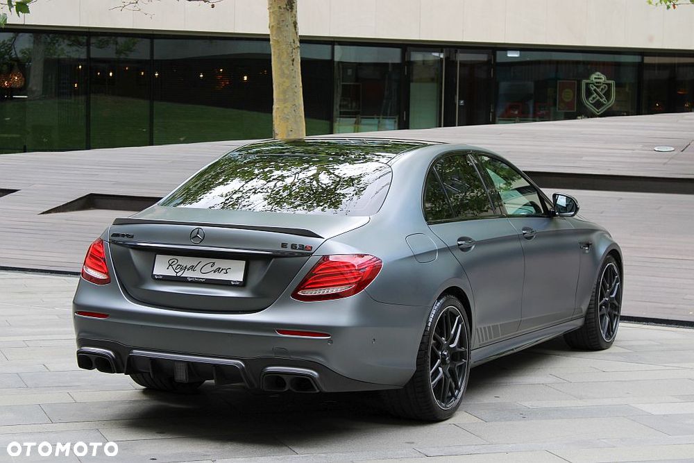 Mercedes-Benz Klasa E AMG 63 S 4-Matic+ - 4
